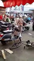 ਜਦੋਂ ਖੁਸਰਿਆ ਨੇ ਪੰਜਾਬ ਪੁਲਿਸ ਨਾਲ ਲਿਆ ਪੰਗਾ