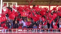 Futbolcular, Barış Pınarı Harekatı'nı asker selamı ile destekledi