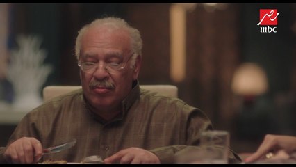 على طاولة الطعام.. كلمات طائشة من فريد لأفراد العائلة