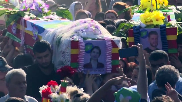 Turcos avançam na Síria e dezenas de civis morrem nos ataques