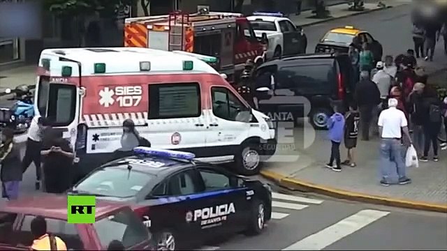 Esta 'supermadre' salva la vida de sus hijos tres veces en cuestión de segundos