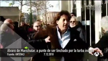 Álvaro de Marichalar, a punto de ser linchado por la turba de los CDR