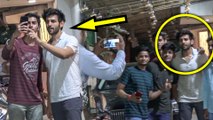 Kartik Aaryan SWEET MOMENTS With His Fans | SPOTTED