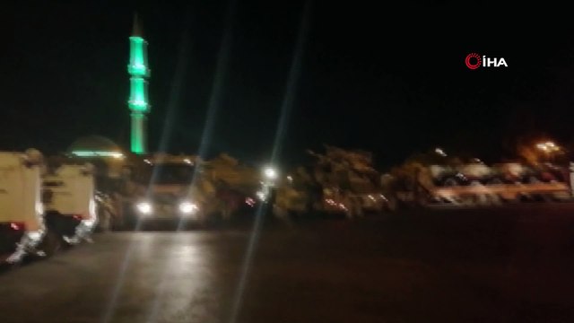 - Fırat'ın batısında operasyon hazırlıkları tamamlandı - Cumhurbaşkanı Erdoğan'ın açıklamalarının ardından Fırat Nehri'nin batısına çok sayıda tank ve askeri araç sevkıyatı yapıldı - Tank, zırhlı araç ve personeller Fırat'ın üzerine