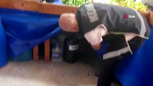 Adana'da manava kaçak içki operasyonu: 185 litre kaçak içki ele geçirildi