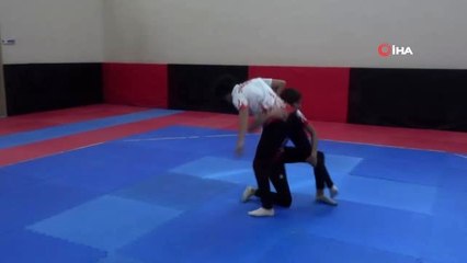 Güreşçi 'altın kızlar'ın bir sonraki hedefi 'dünya şampiyonluğu'