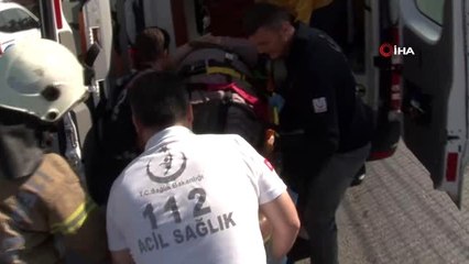 Halkalı'da 3 aracın karıştığı kaza meydana geldi.