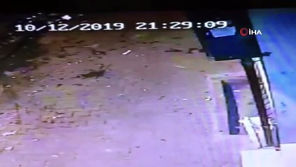 Esenyurt’ta 14 ayrı suç dosyasından aranan iki kişi yakalandı