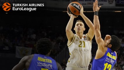 Jaycee Carroll baskets against Maccabi FOX Tel Aviv