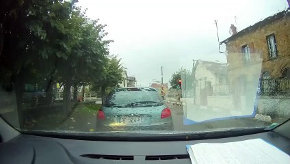 146. pas de piege en lecon ou a l'examen ,mais regarder les panneaux