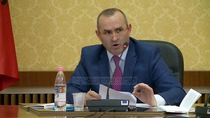 13 tetori me dekret, s’ka zgjedhje/ Presidenti Meta shfaqet buzë detit me top