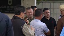 Ora News - Protesta e Unazës së Re, shoqërohet ish deputeti Klevis Balliu