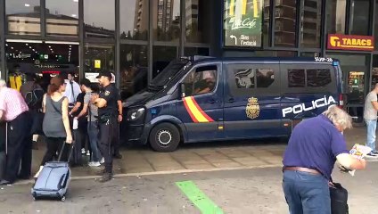 Fuerte dispositivo policial en la estación de Sants para evitar cortes ferroviarios