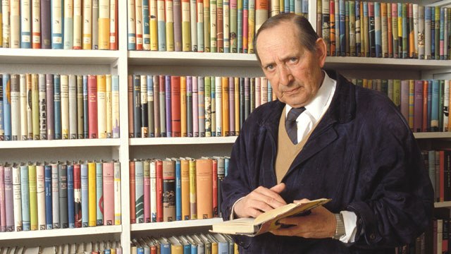 Miguel Delibes, historia de un escritor