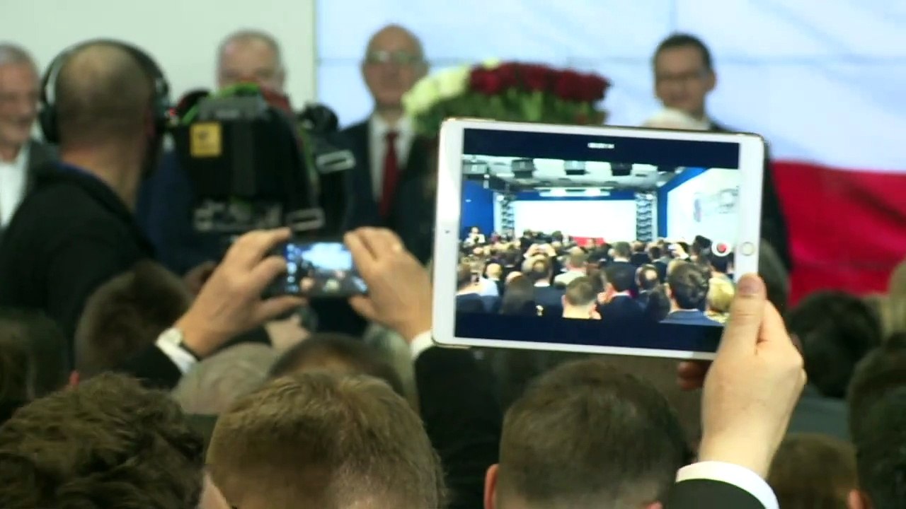 Conservadores nacionalistas vencem na Polônia