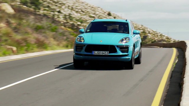 Porsche Macan Turbo in Miami Blue Driving Video