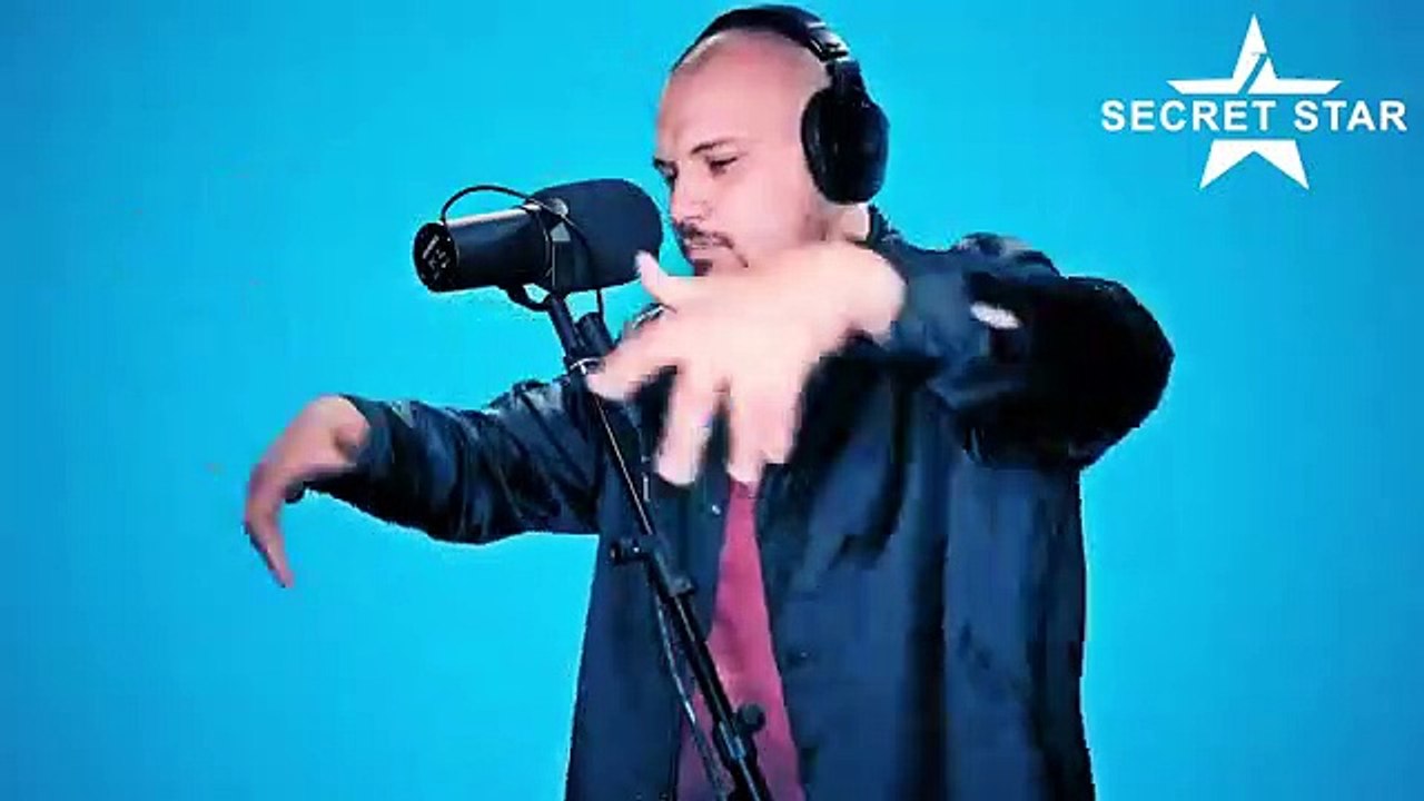 Ezo zu Gast bei uns im Studio mit einem krassen Freestyle