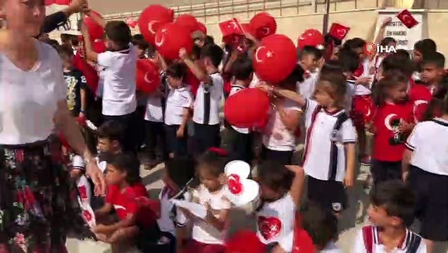 Hatay'da öğrenciler Mehmetçiğe selamla mektup gönderdi