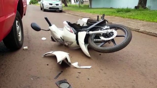 Mulher fica ferida em acidente no Bairro Pioneiros Catarinenses