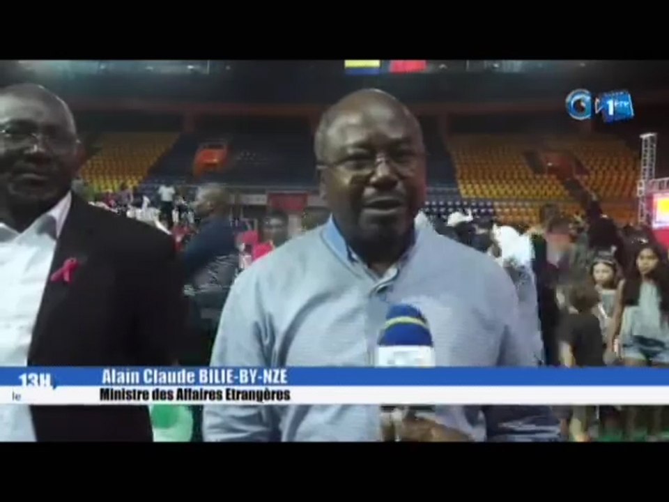 RTG/Culture -  le ministre des affaires étrangères prend part au spectacle chinois organisé au palais des sports de Libreville