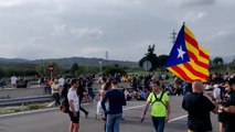 Unos 1.000 manifestantes cortan la AP-7 en Girona contra la sentencia