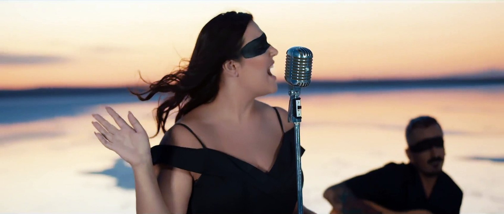 Tuğçe Kandemir - Yelkovan