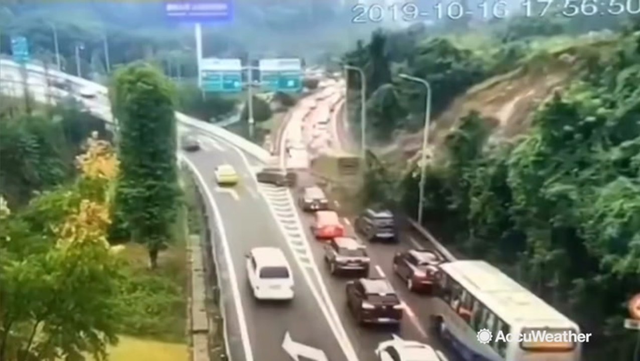 Massive mudslide rolls down onto highway traffic