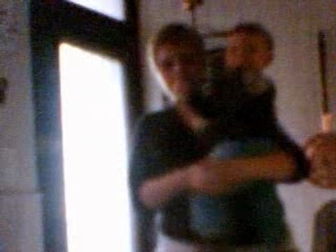 mon fillaul & moi en mode tecktonik