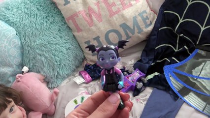 Disney Vampirina - Meu  Vestido e  Maquiagem da Vampirina