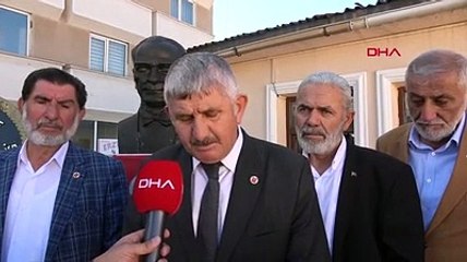 Kıbrıs gazileri KKTC Cumhurbaşkanı Akıncı'yı istifaya çağırdı