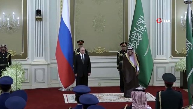 - Putin'in Suudi Arabistan Ziyaretinde Bando Krizi