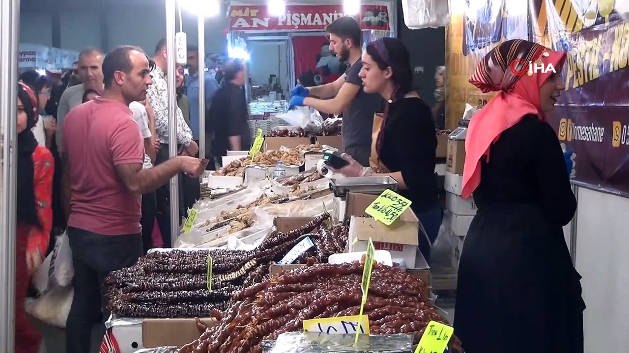 Van Yöresel Ürünler ve Hediyelik Eşya Fuarına yoğun ilgi