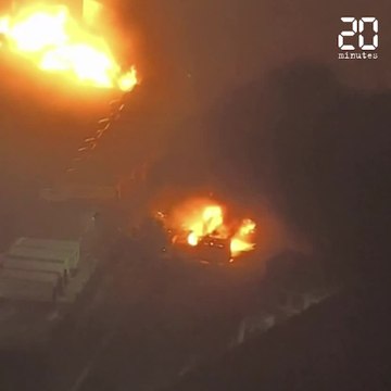 Californie: Un violent incendie ravage le nord de Los Angeles, deux morts et des milliers de personnes évacuées