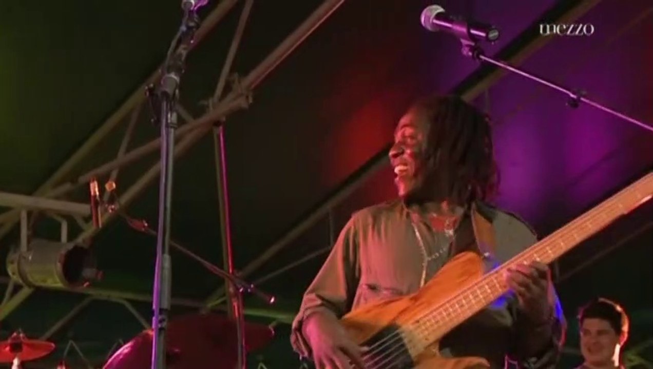 Richard Bona - Martinique Jazz Festival (2010)