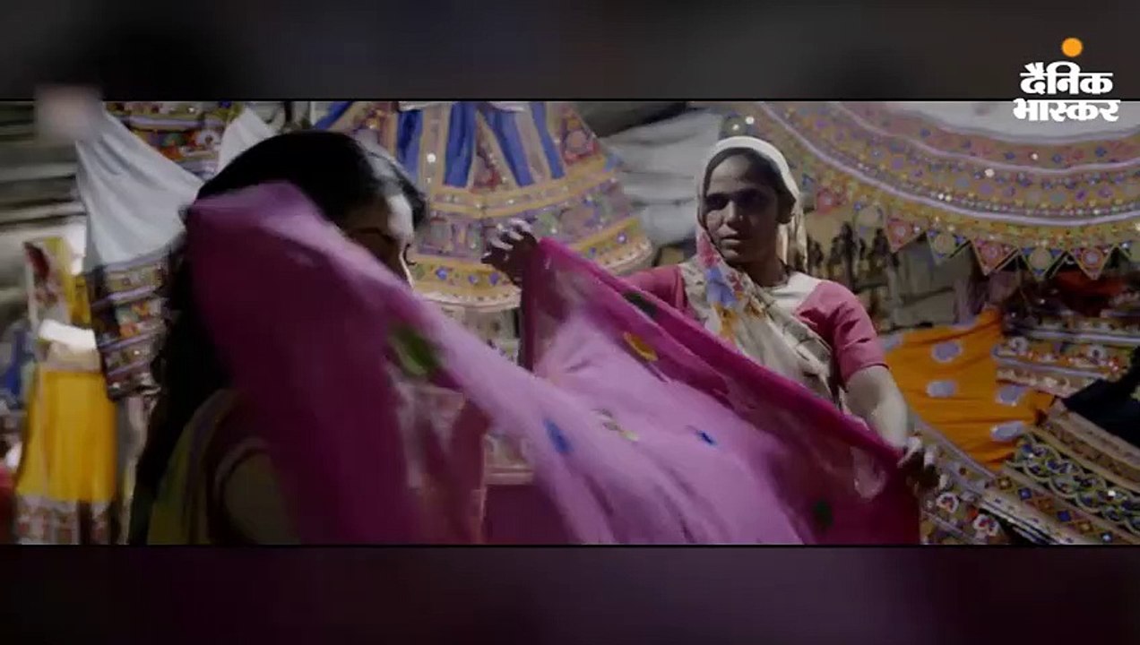 'वालम' गाने में मौनी-राजकुमार का रोमांस