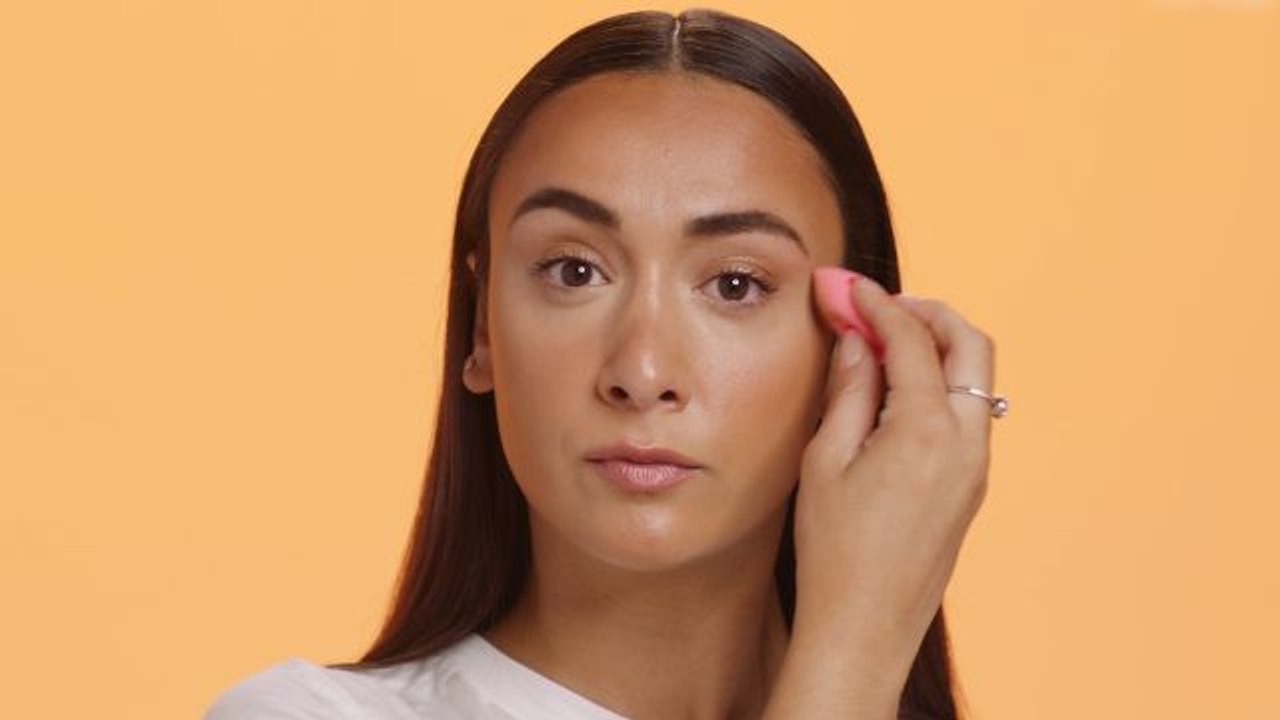 Beauty Close Ups: The Key To Looking More Awake