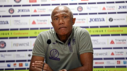 La conférence de presse de présentation d'Antoine Kombouaré aux médias