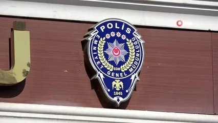 Mülteci kaçaklığına organizatörlük yaptıkları iddia edilen 2 kişi adliyeye sevk edildi