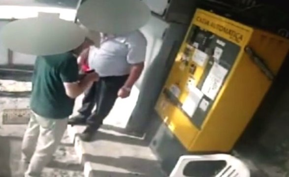 Amalfi (SA) - Intascava soldi del parcheggio, arrestato dipendente azienda mobilità (15.10.19)