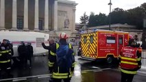 Les forces de l'ordre font usage de lacrymogènes et du Canon à eau devant l'Assemblée