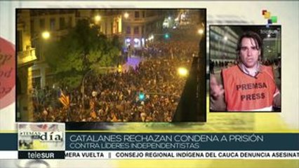 Policía reprime a catalanes que protestan contra sentencia del procés