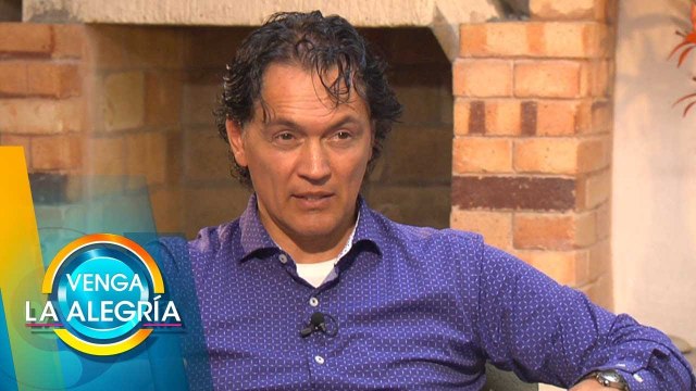 Productor de serie José José dice que el cantante no quería estar con las Saritas.| Venga La Alegría