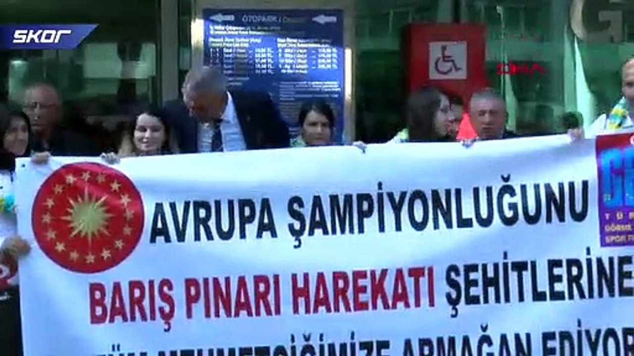 Avrupa Şampiyonu Golbol Kadın Milli Takımı yurda döndü