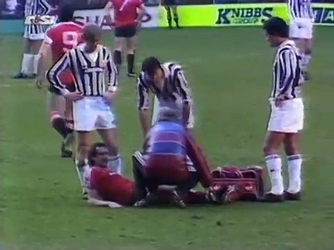 Cup Winners Cup 1983-84 SF 1.Leg - Manchester United vs Juventus FC - 1.Half