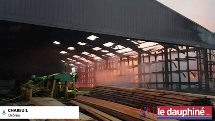 Drôme : violent incendie dans une scierie à Chabeuil
