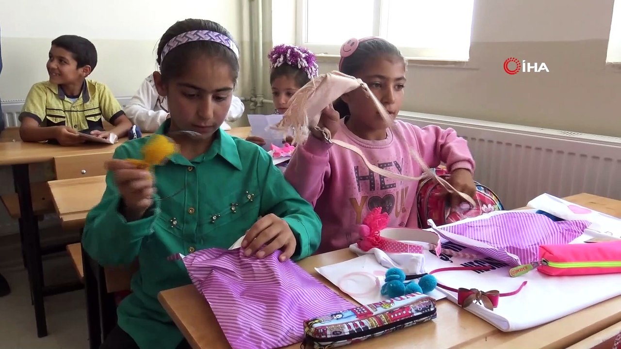 Balıkesir’den şehit öğretmen Necmettin Yılmaz’ın öğrencilerine ziyaret