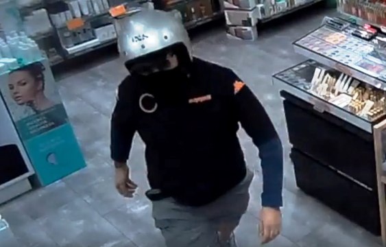 Roma - Rapinatore di farmacie arrestato al Quarticciolo (16.10.19)