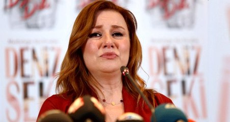 Deniz Seki, hastaneye kaldırılan annesi için dua istedi