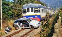 Pont Canavese (TO) - Treno travolge auto, ferito conducente (16.10.19)