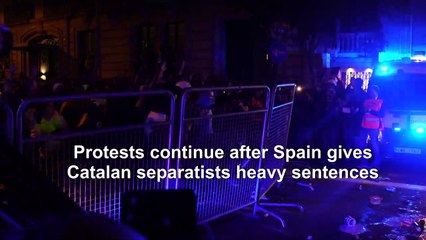 Barcelona divided on separatists' protests